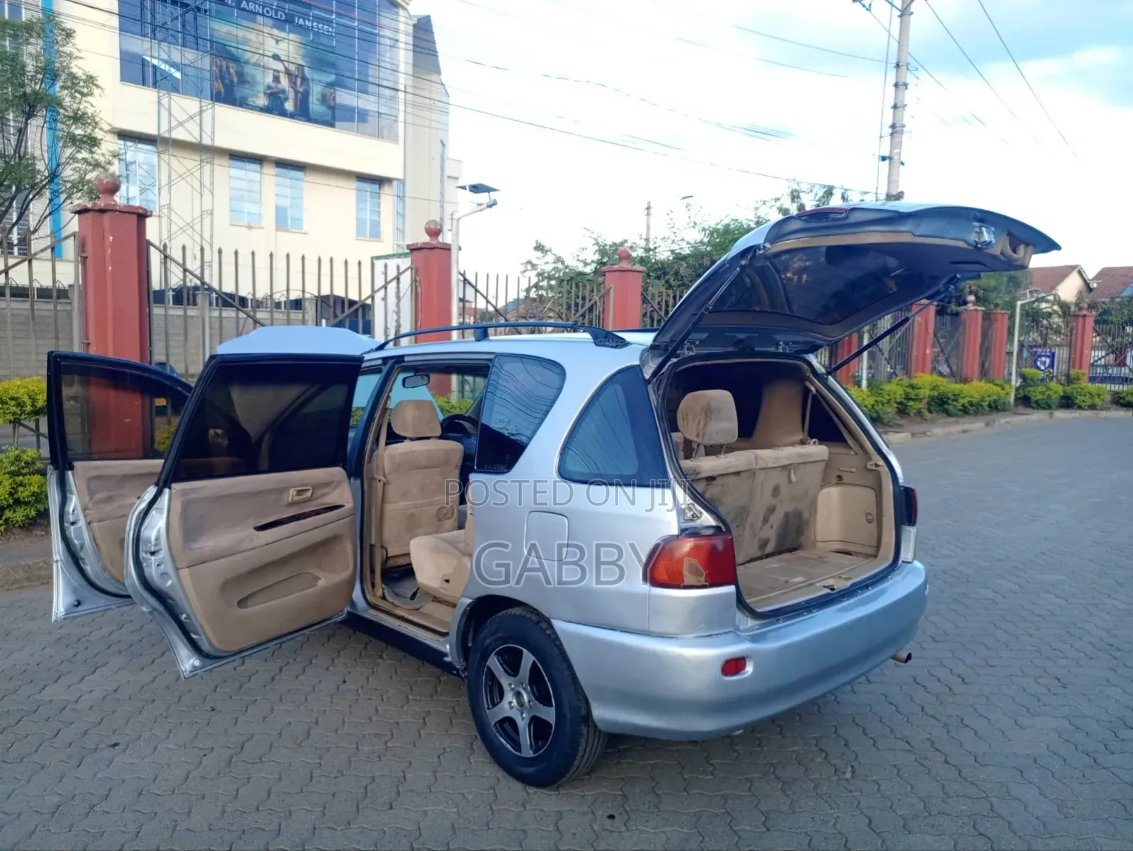 Toyota Ipsum 1990 Silver