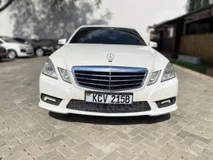 Mercedes-Benz E350 2012 Pearl