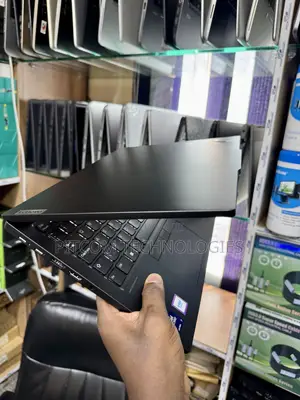 Laptop Lenovo ThinkPad E14 Gen 6 16GB Intel Core Ultra 7 SSD 512GB