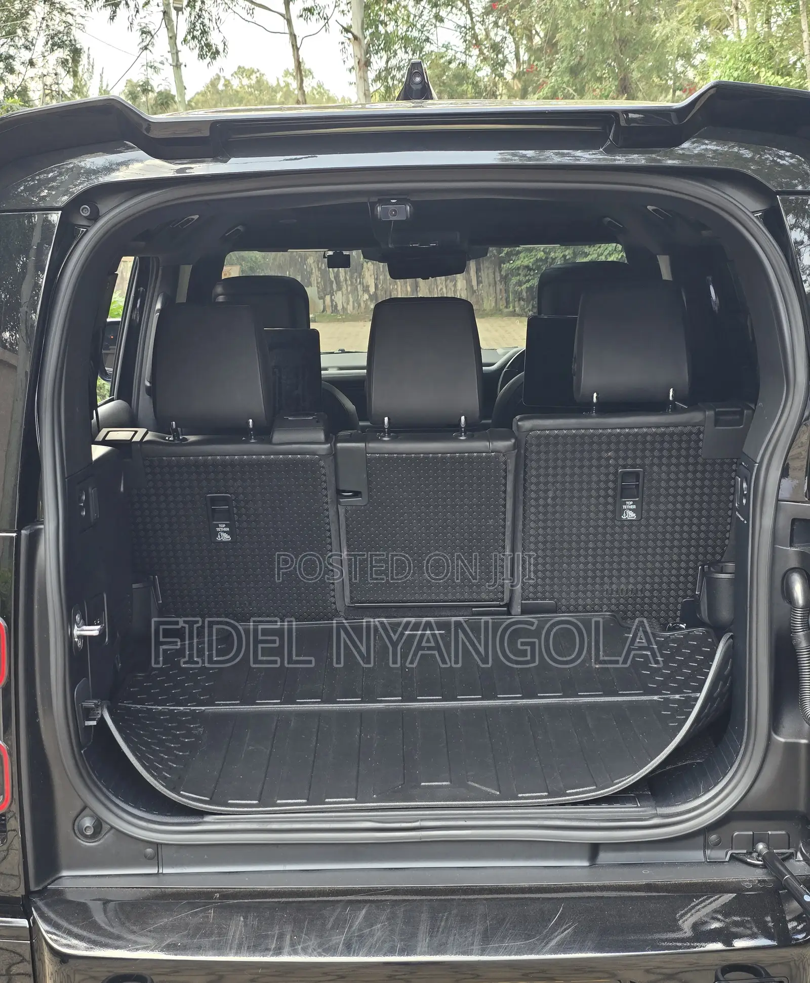 Land Rover Defender X-Dynamic SE 2022 Black