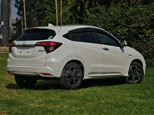 Honda Vezel 1.5 Hybrid 2WD 2019 Off white