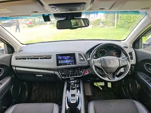 Honda Vezel 1.5 Hybrid 2WD 2019 Off white
