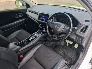 Honda Vezel 1.5 Hybrid 2WD 2019 Off white