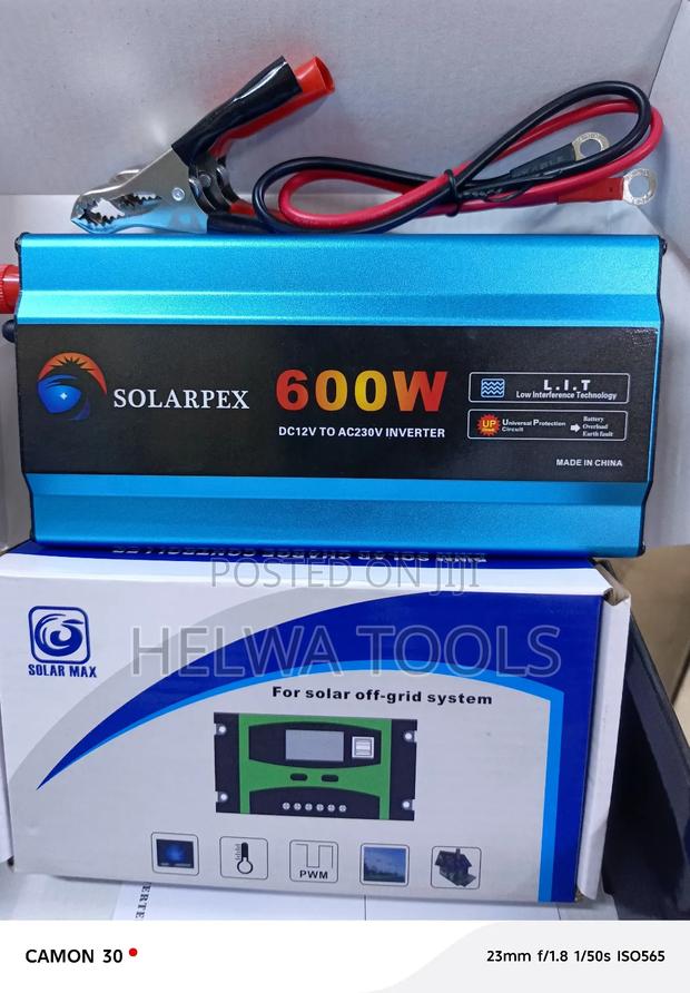 Power Inverter 600 Watts and 30a Charge Controller