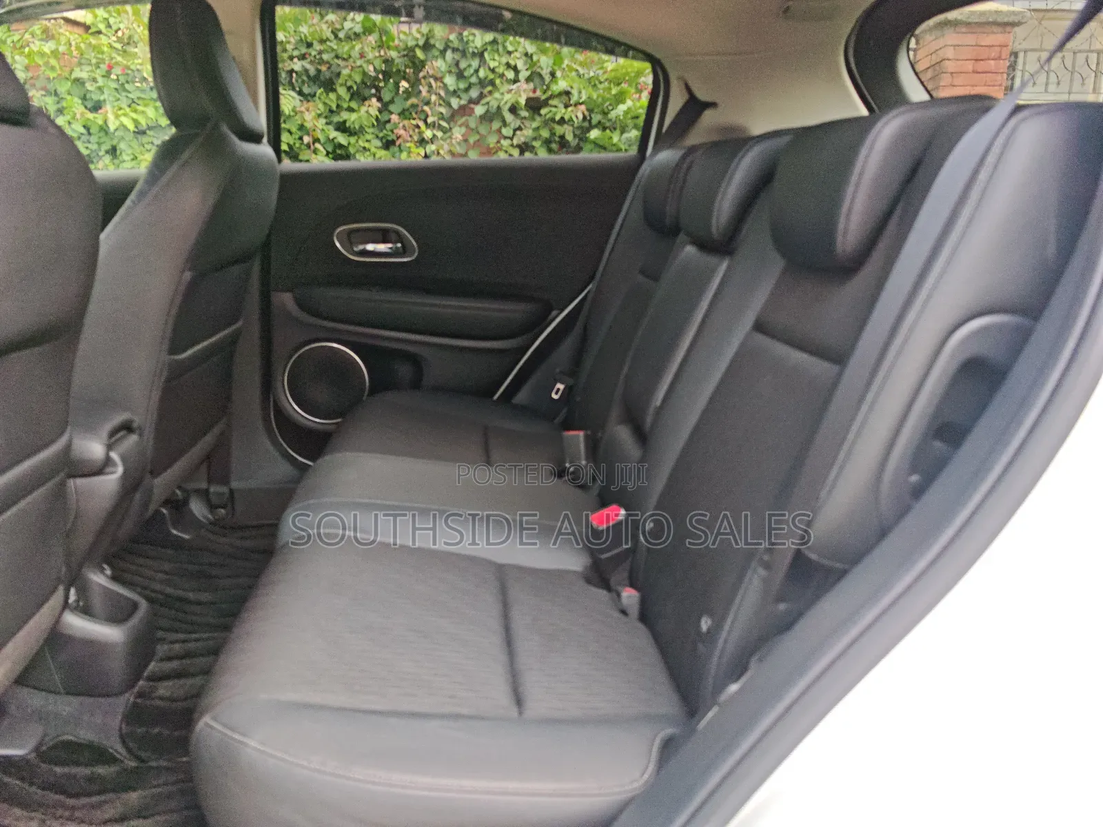 Honda Vezel 1.5 Hybrid 2WD 2019 Off white