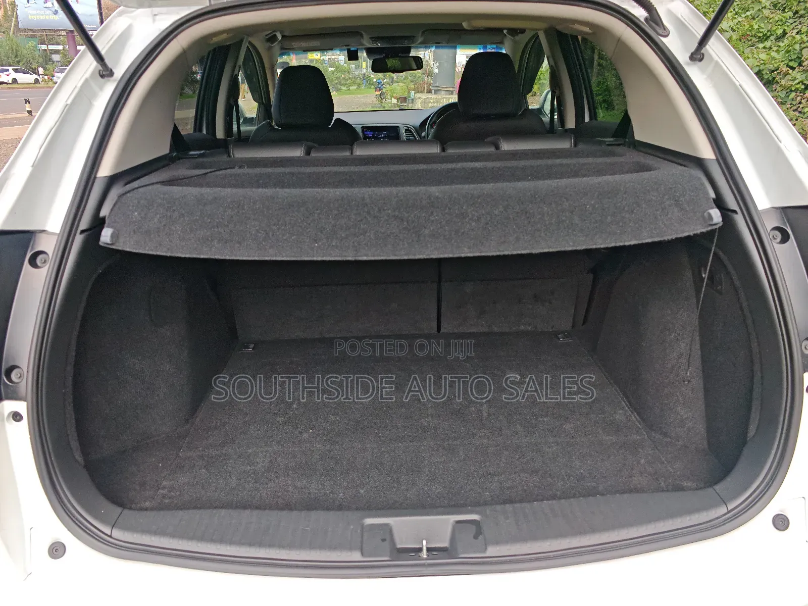 Honda Vezel 1.5 Hybrid 2WD 2019 Off white