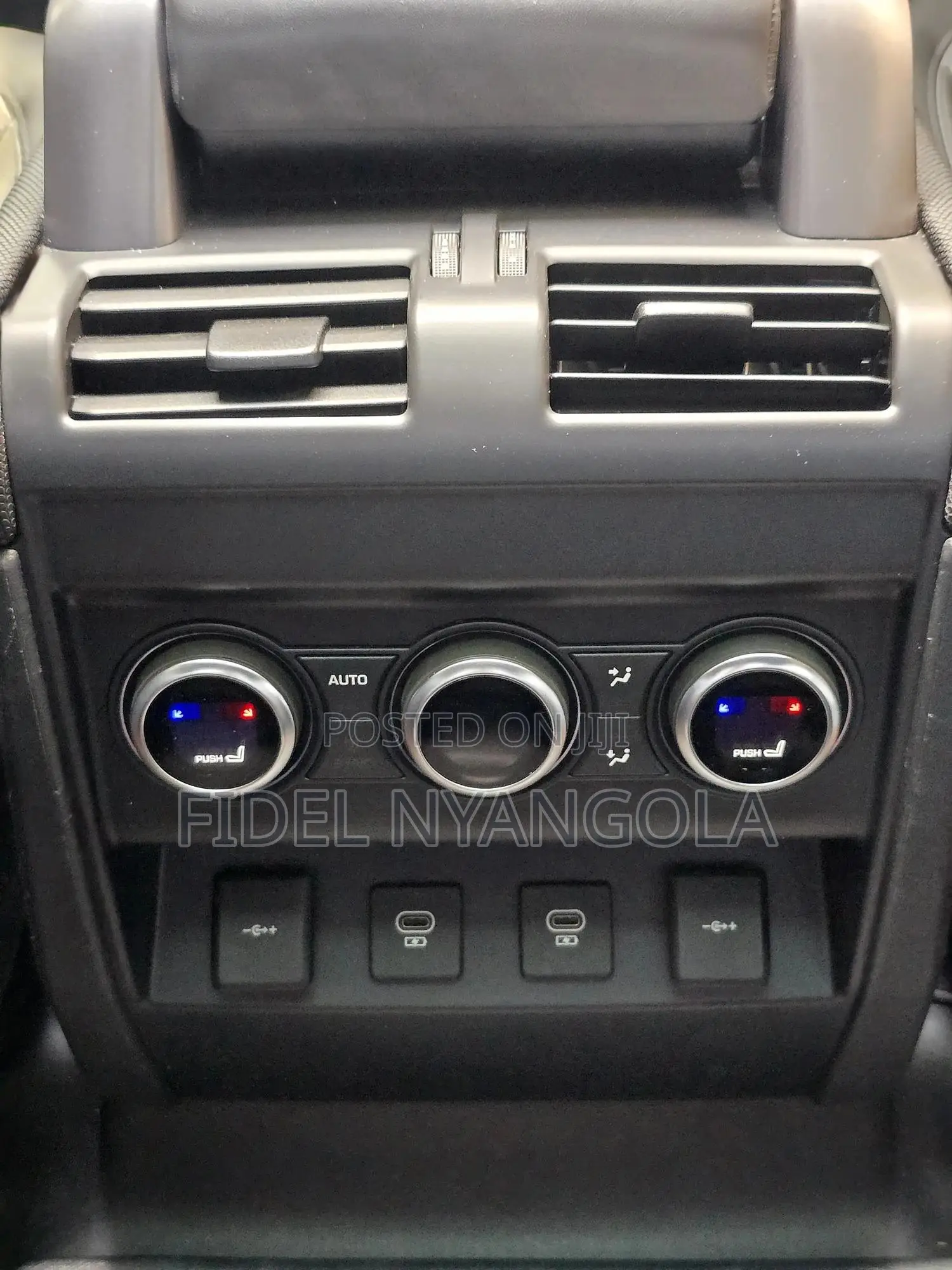 Land Rover Defender X-Dynamic SE 2022 Black