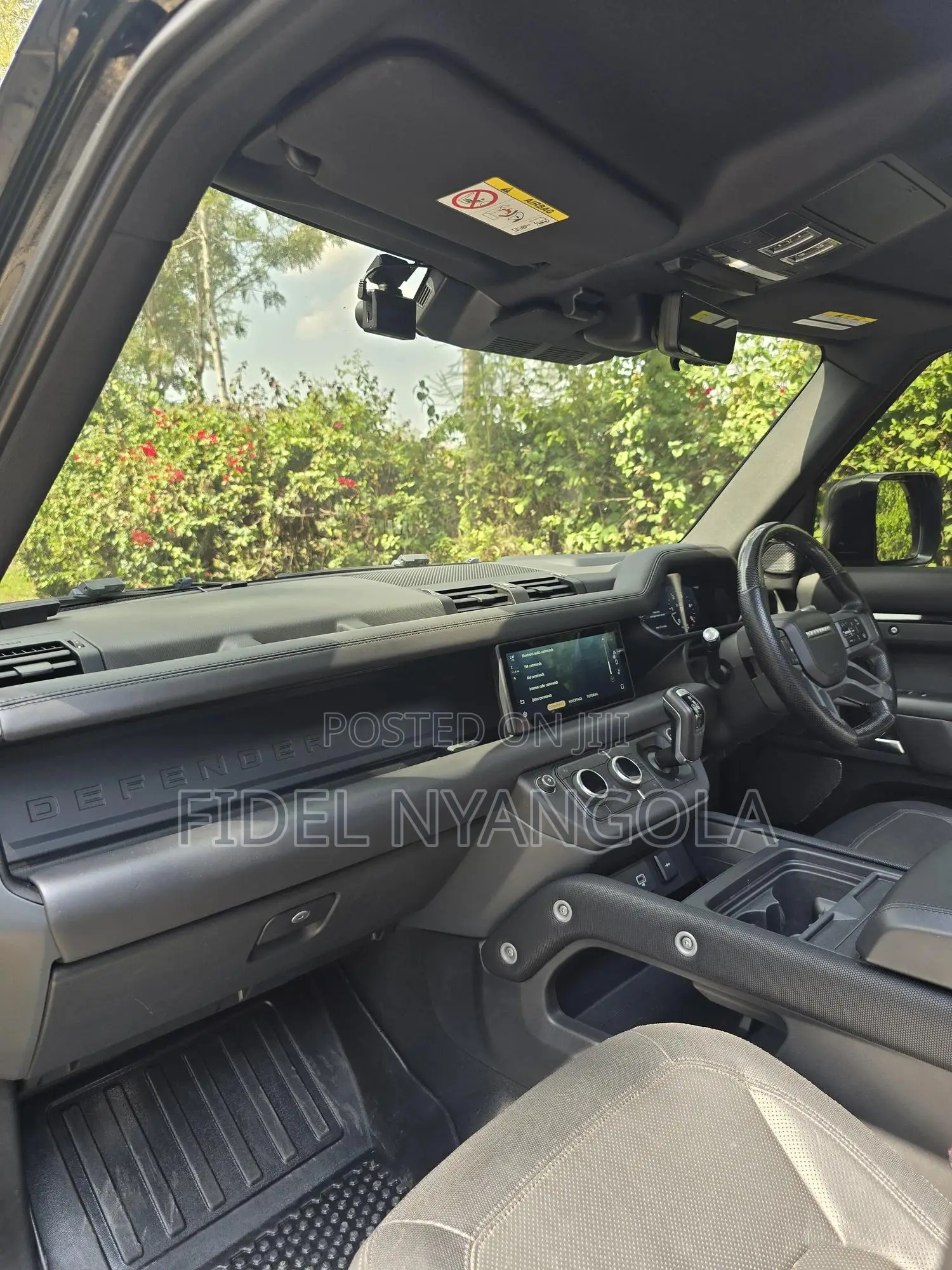 Land Rover Defender X-Dynamic SE 2022 Black