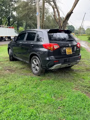 Suzuki Escudo 2016 Black