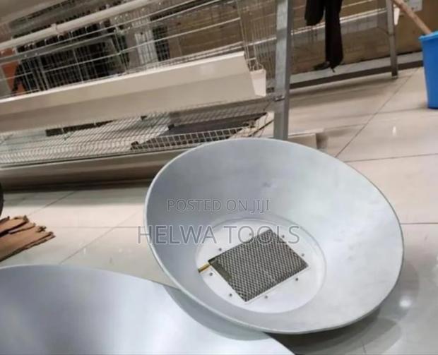 Gas Brooder 1000_2000 Birds - main view