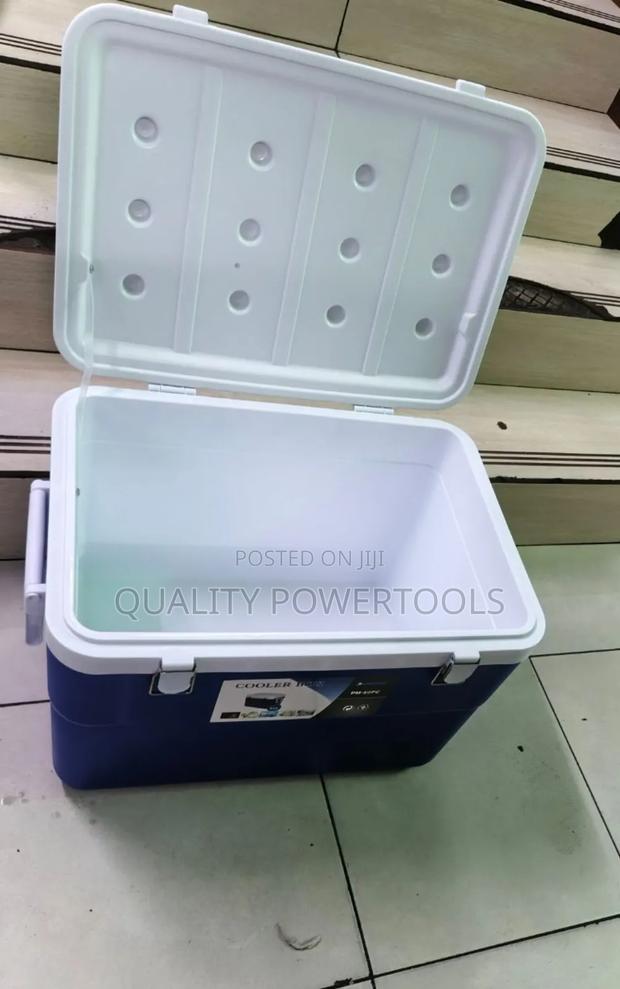 60l Cooler Box