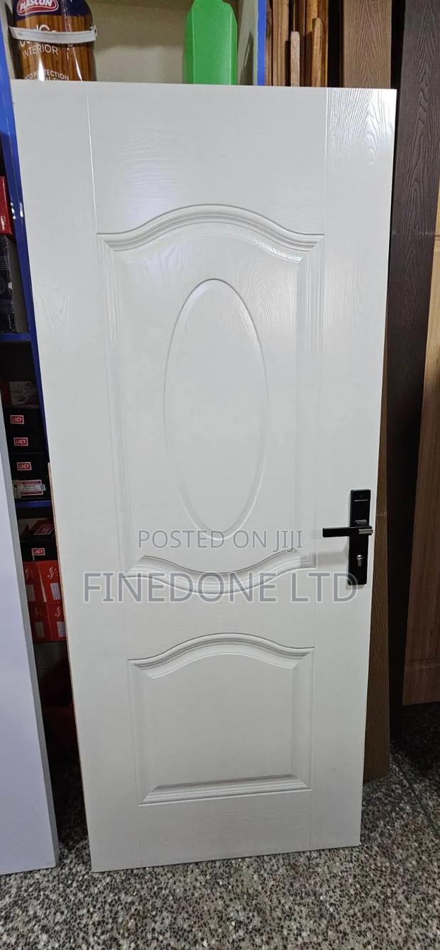Laminated White Door With Lipping Bidding