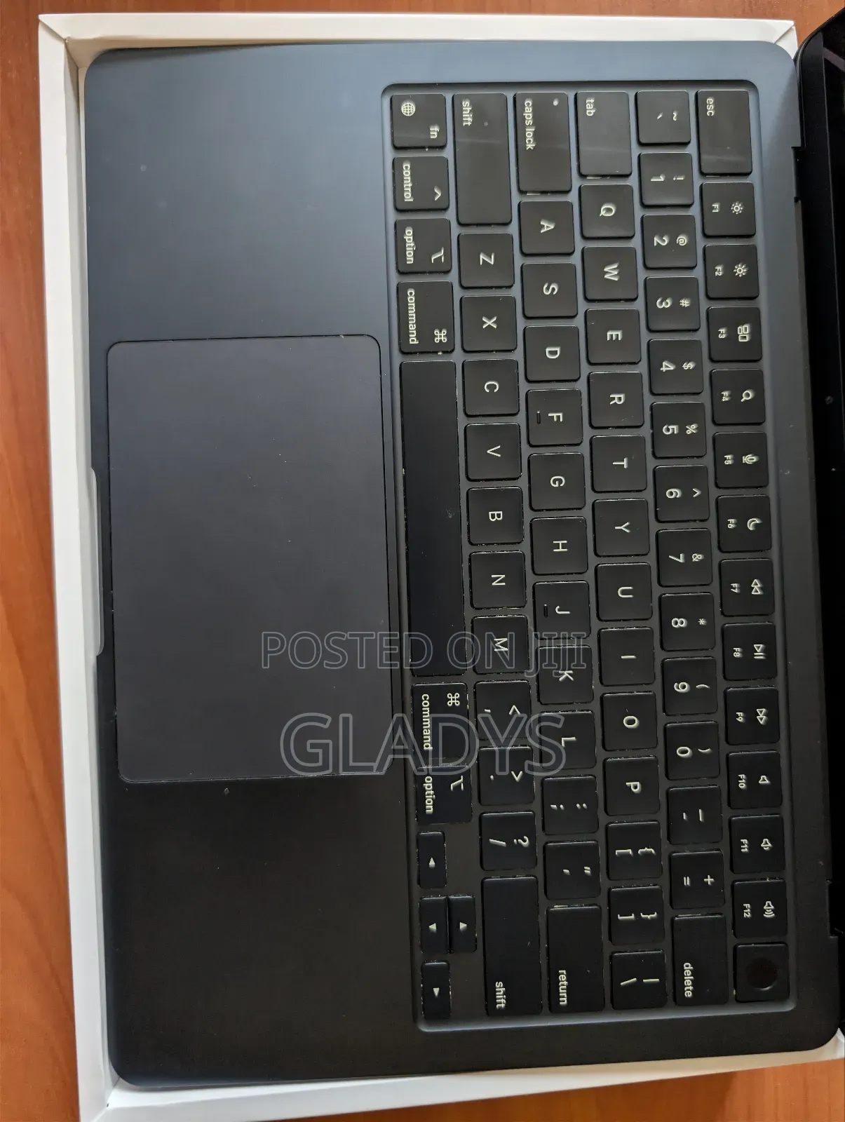 Laptop Apple MacBook Air 2022 M2 24GB Apple M1 SSD 1T