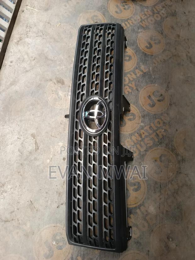 Toyota Succeed Grill Available - thumbnail 3