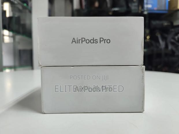 Apple Airpods Pro (2nd Generation) With Magsafe Charging Case - thumbnail 4