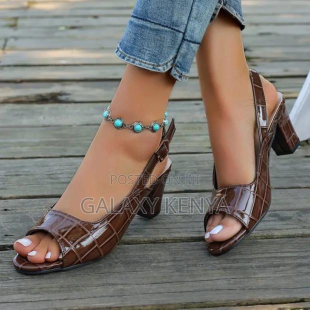 Tiptoe [36 - 43] - thumbnail 5