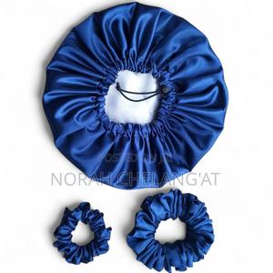 Reversible Adjustable Satin Bonnet With Two Scrunchies - thumbnail 2