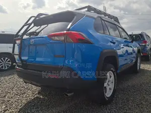 Toyota RAV4 2020 Blue