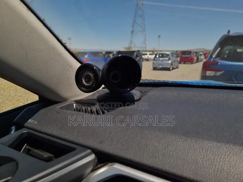 Toyota RAV4 2020 Blue