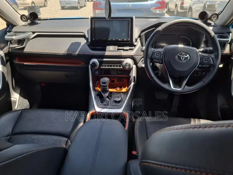 Toyota RAV4 2020 Blue