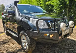 Toyota Land Cruiser Prado 2011
