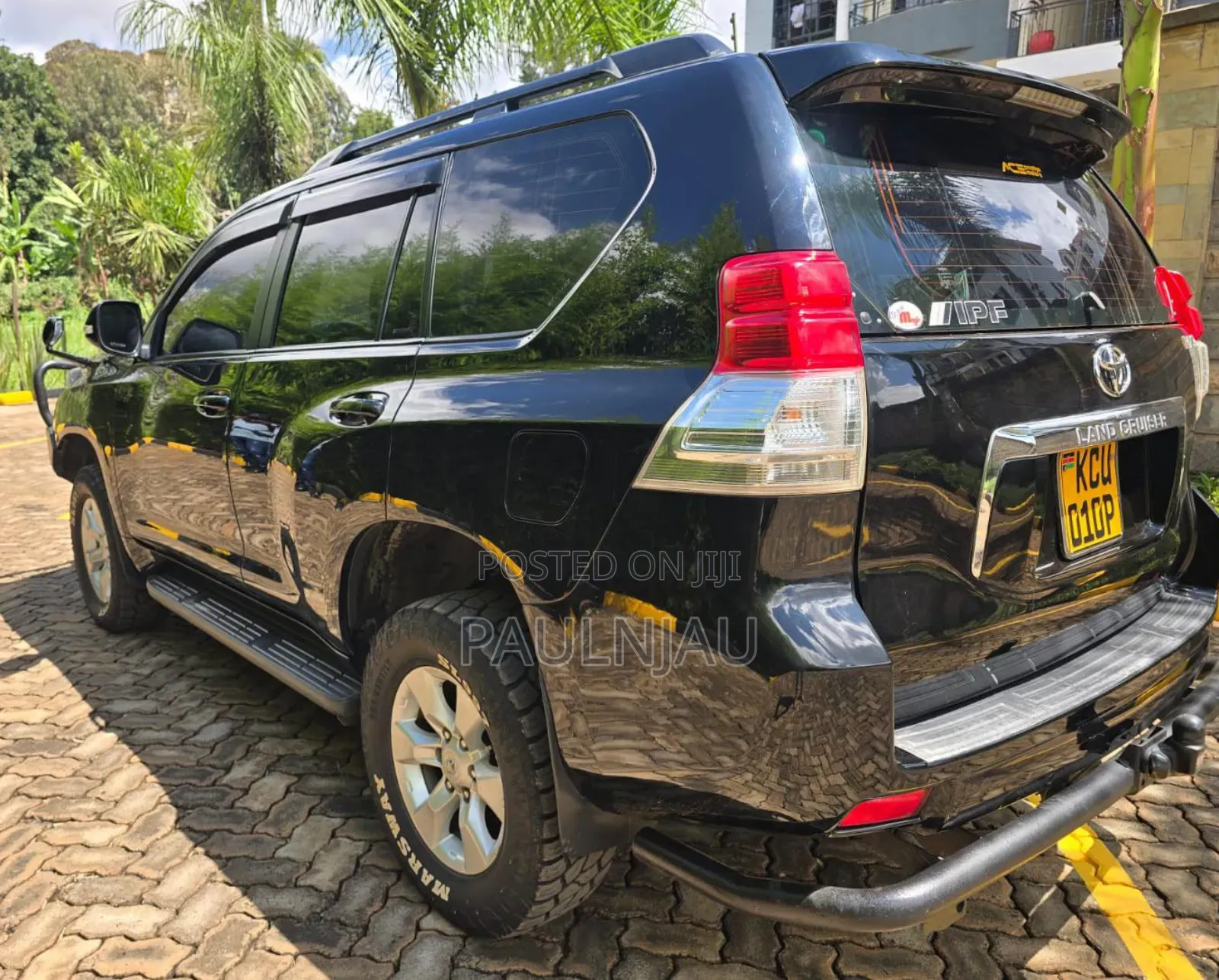 Toyota Land Cruiser Prado 2011
