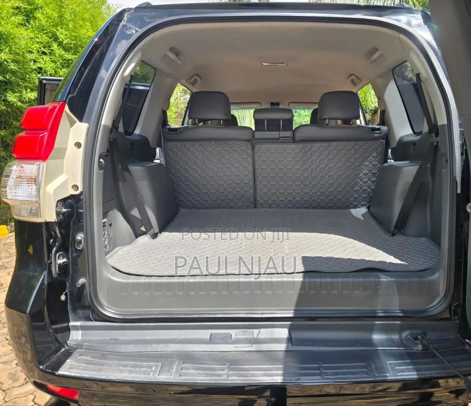 Toyota Land Cruiser Prado 2011