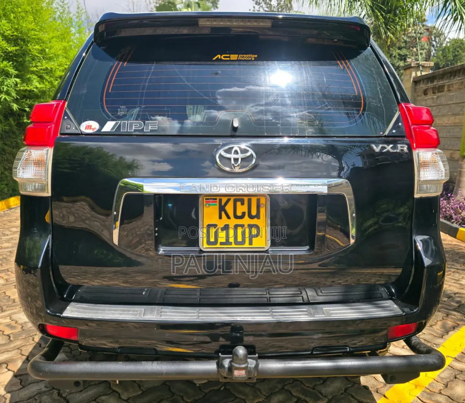 Toyota Land Cruiser Prado 2011