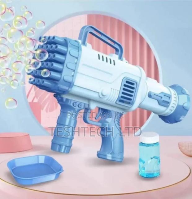 40-Hole Automatic Bubble Gun Blower With Lights – Fun Outdoor