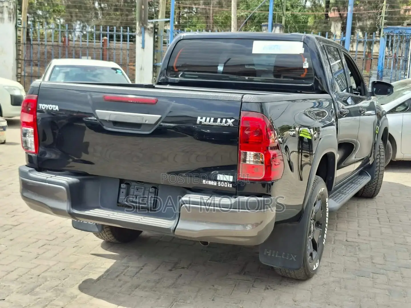 Toyota Hilux 2019 Black
