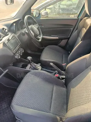Suzuki Swift 2019 Blue