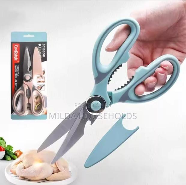 Multi-Purpose Kitchen Scissors With Magnetic Holder - thumbnail 2