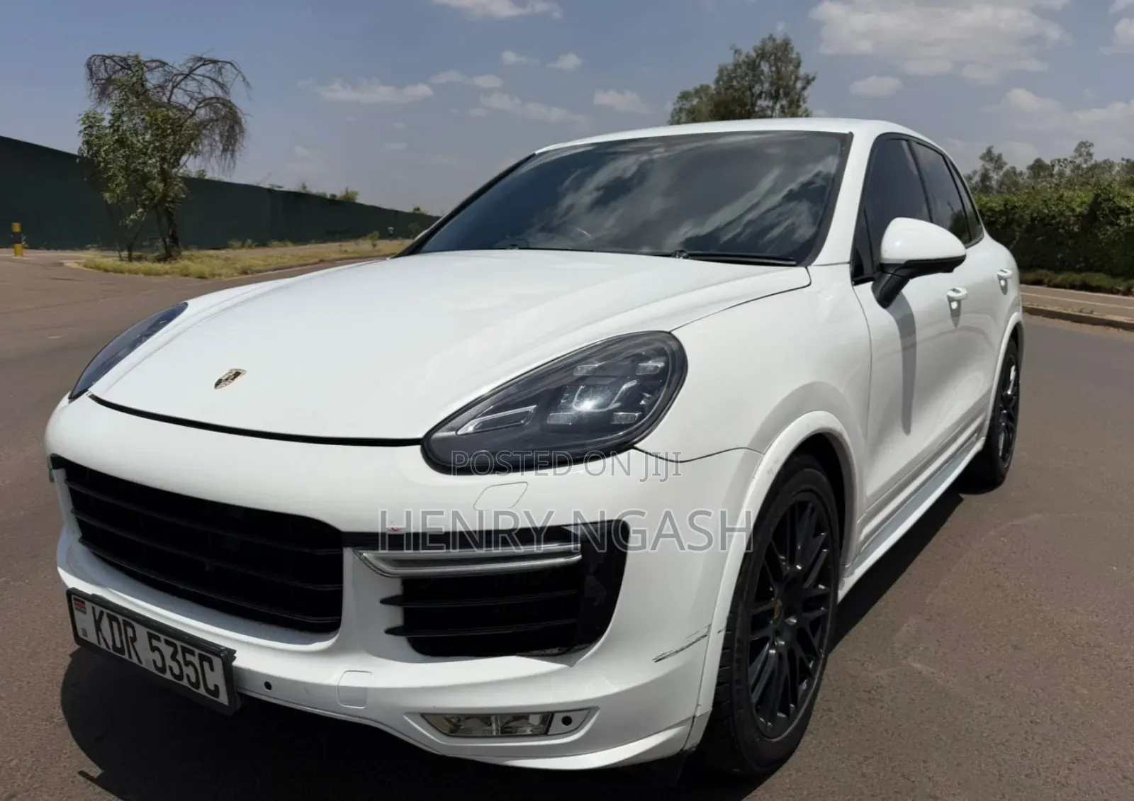 Porsche Cayenne 2015 White
