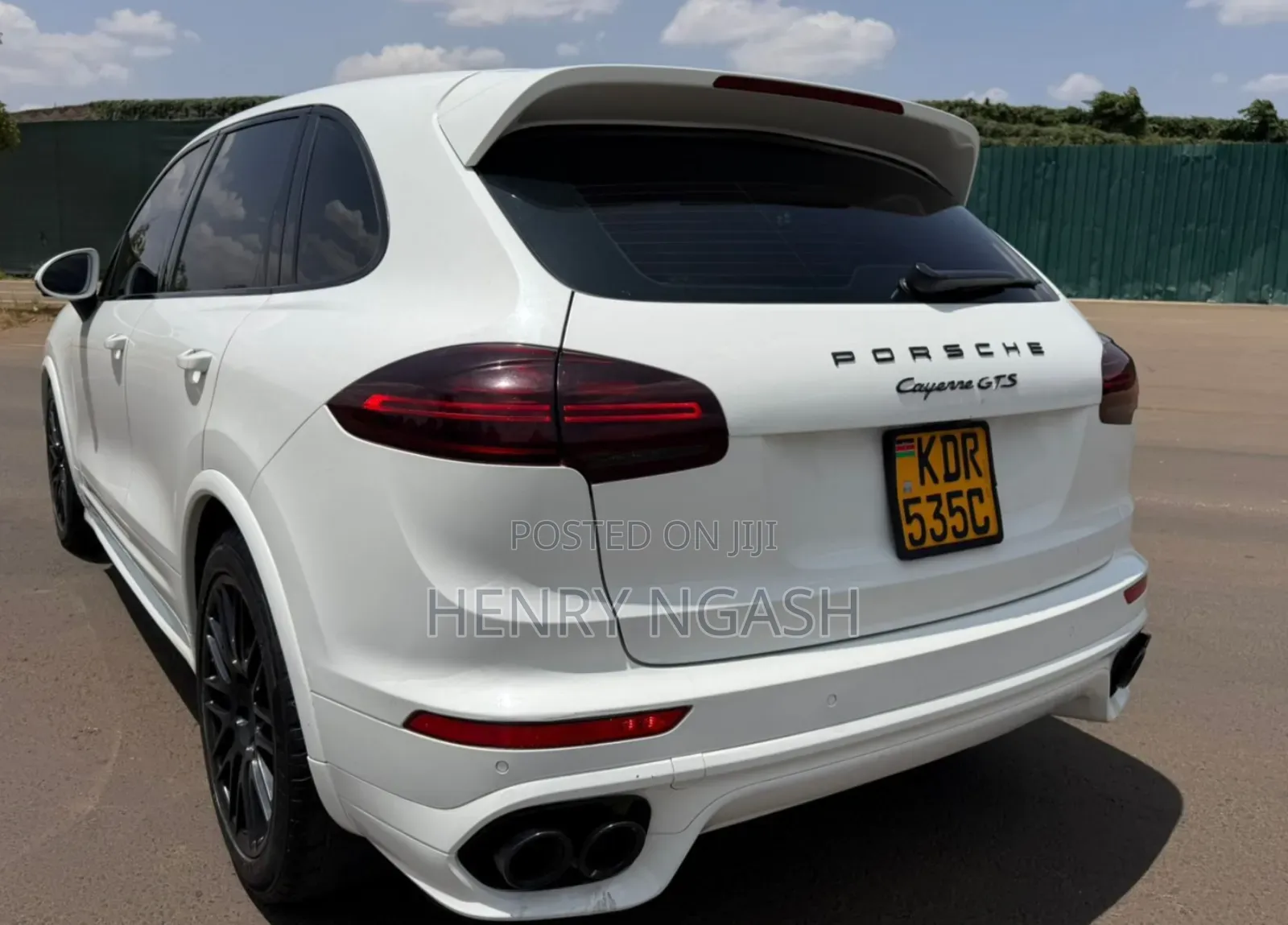 Porsche Cayenne 2015 White