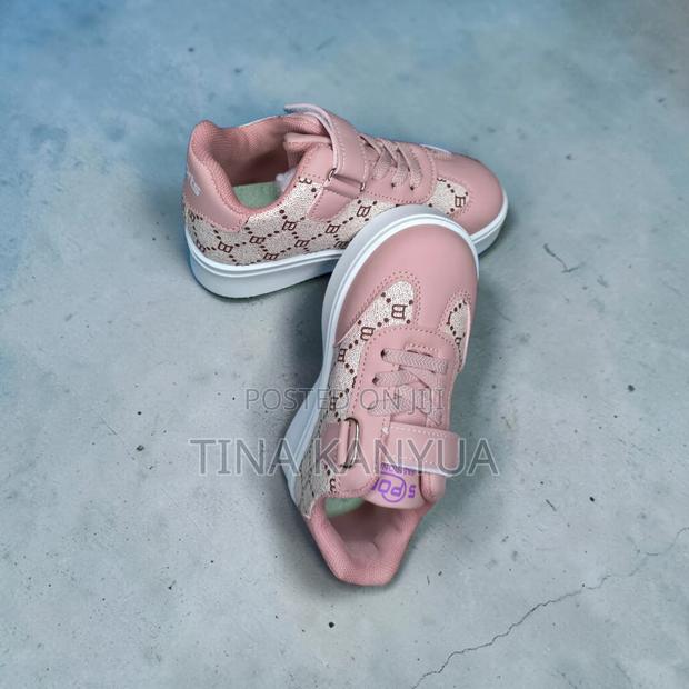 Children Shoes - thumbnail 3