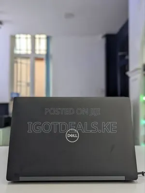Laptop Dell Latitude 7490 8GB Intel Core i7 SSD 256GB