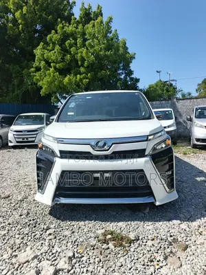 Toyota Voxy 2020 White
