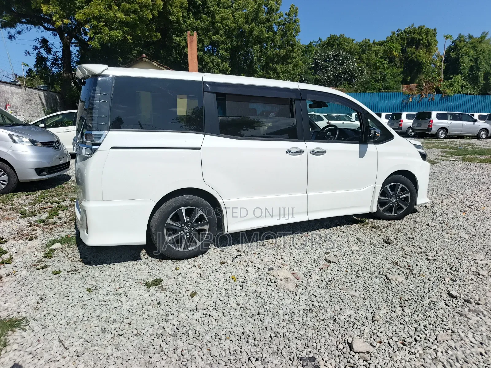 Toyota Voxy 2020 White