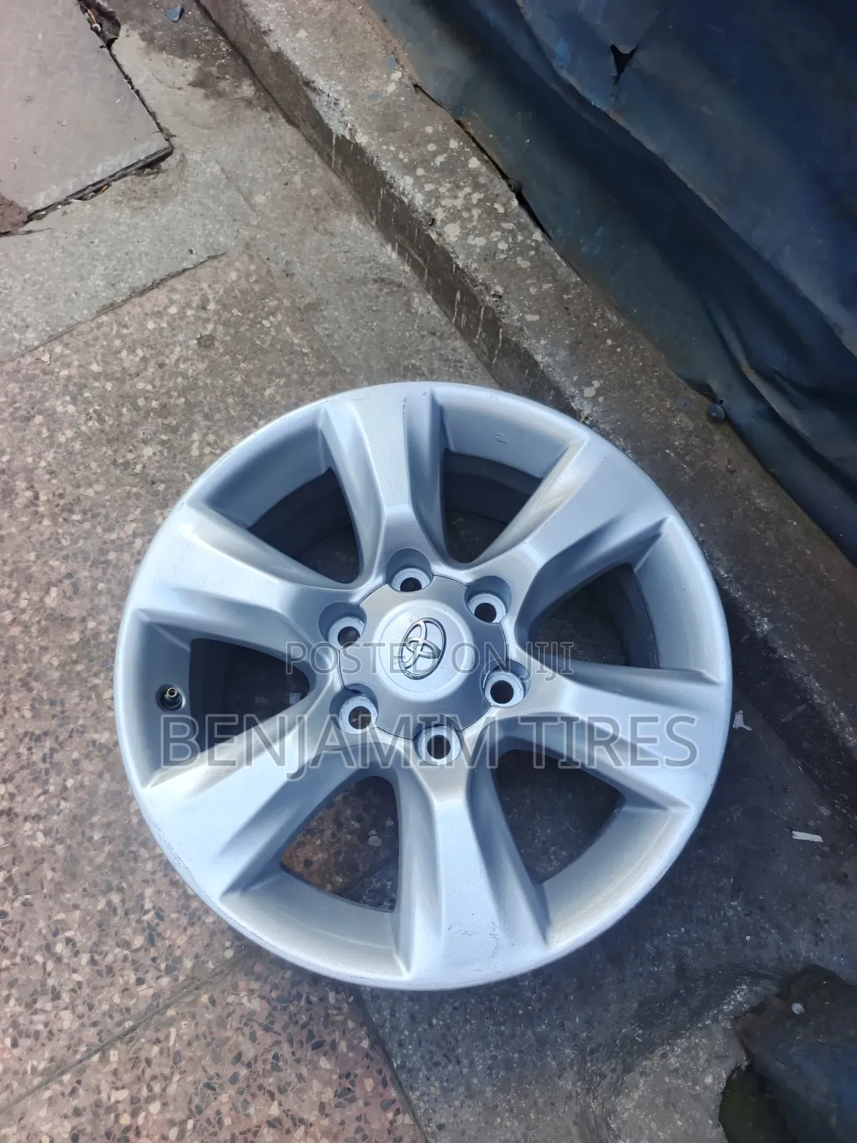 Original Rim Size 17 Inch For Landcruiser Prado J150.