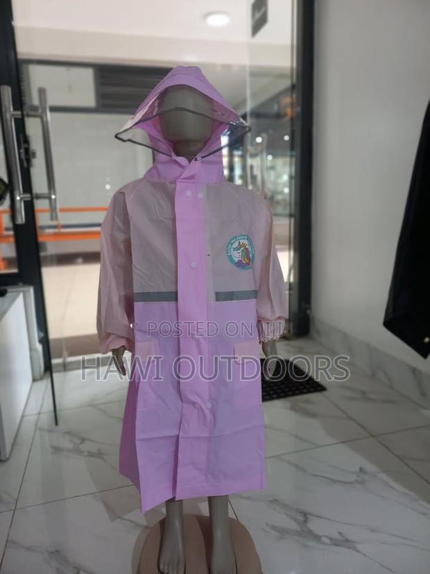 Waterproof Raincoat - Stylish, Durable Full Protection - thumbnail 2