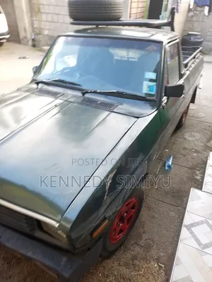Nissan Pick-Up 2002 Green