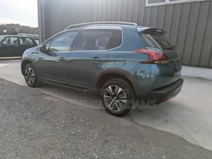 Peugeot 2008 1.2 PureTech (155 Hp) 2019 Blue