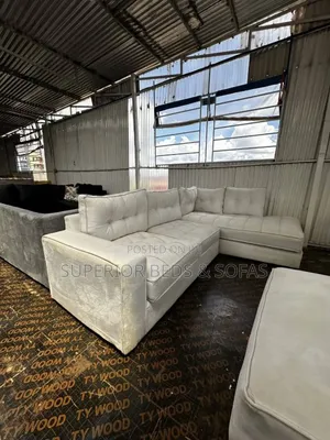 Cream/Fabric L-Shape Sofa 5 Seater.