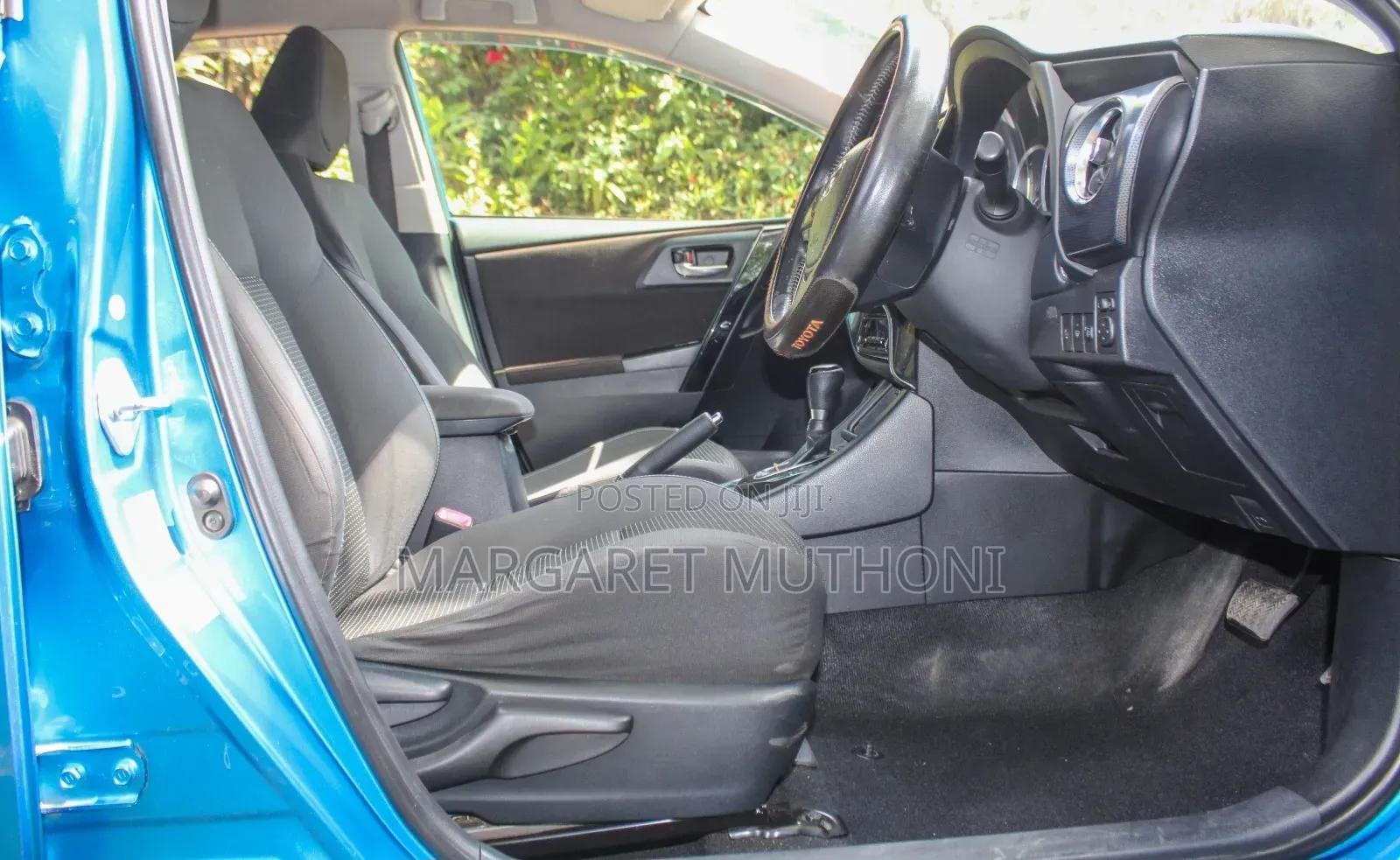 Toyota Auris 2015 Blue