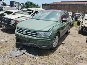 Volkswagen Tiguan 2020 Green