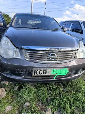 Nissan Bluebird 2008 Brown