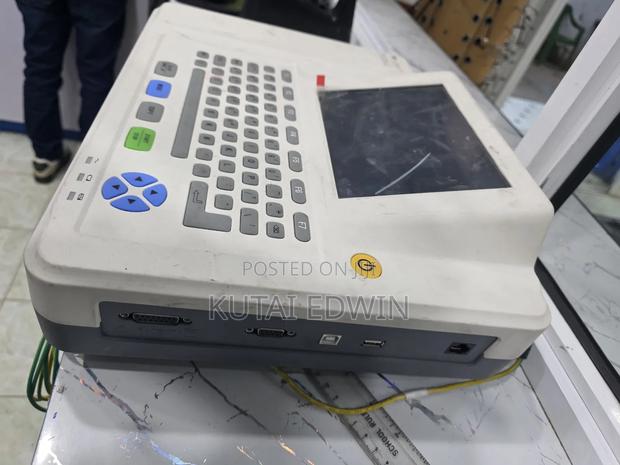 12 Channel Ecg Machine - main view