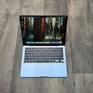 Laptop Apple MacBook Air 2025 M4 13-inch 16GB Apple M4 SSD 512GB