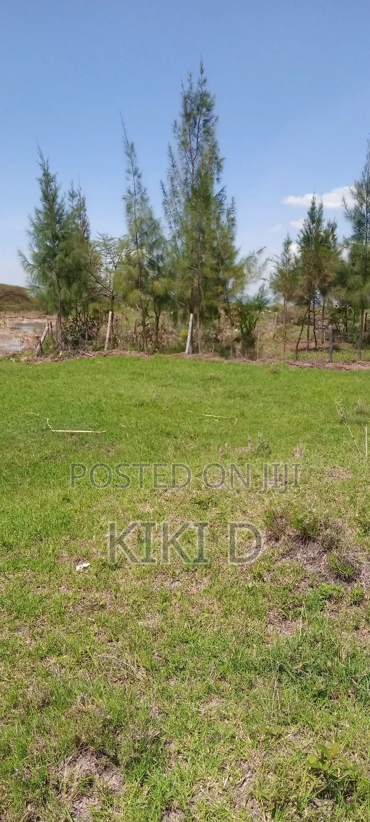 1 Acre Kitengela. Distress Sale