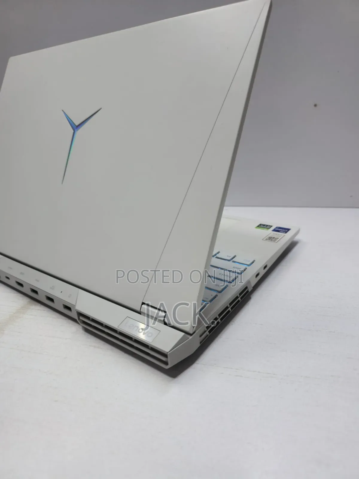 Lenovo Legion Y7000P IRX9 Gaming Laptop 16GB Intel Core i9 SSD 512GB